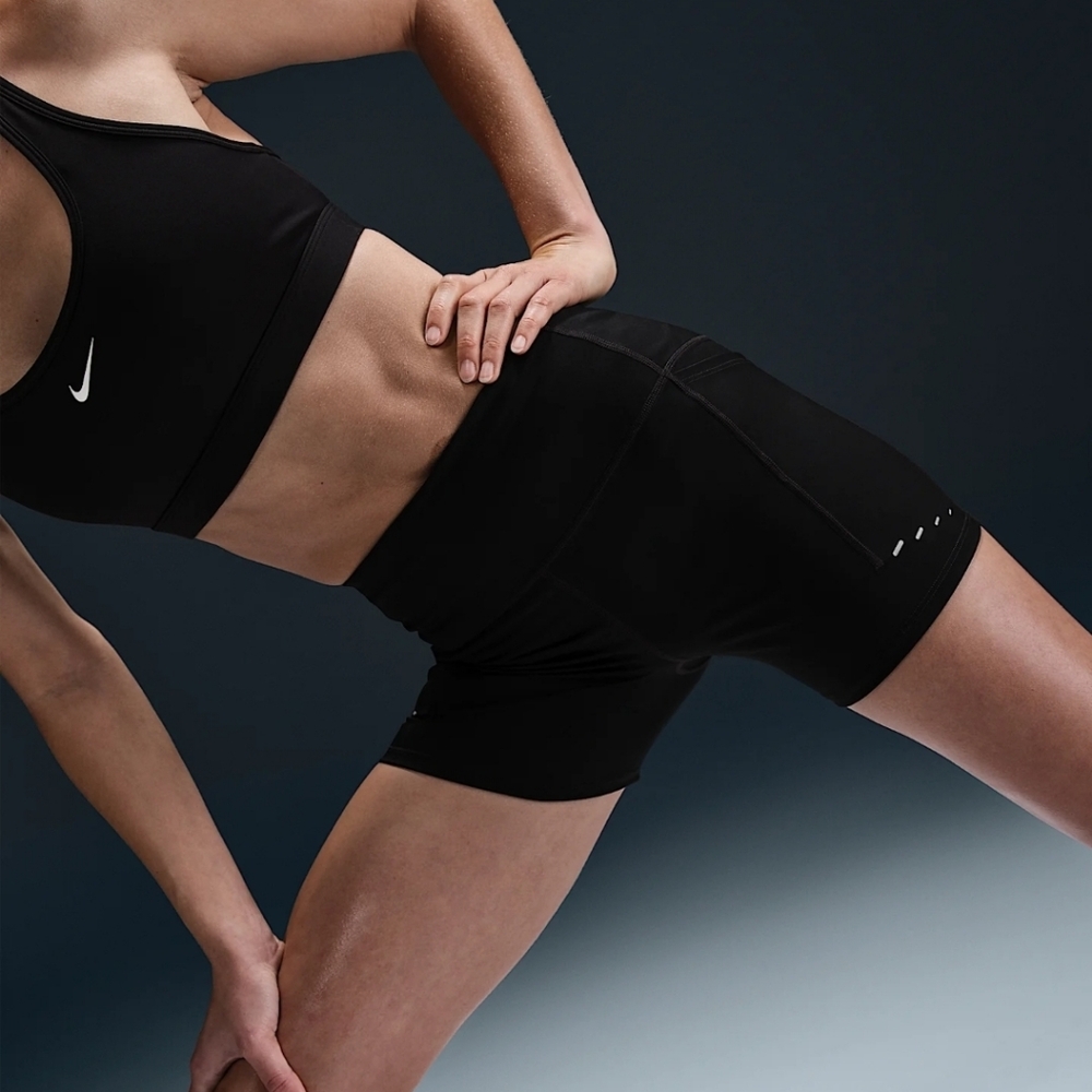 NEW | Nike Womens 4" Swift Shorts
